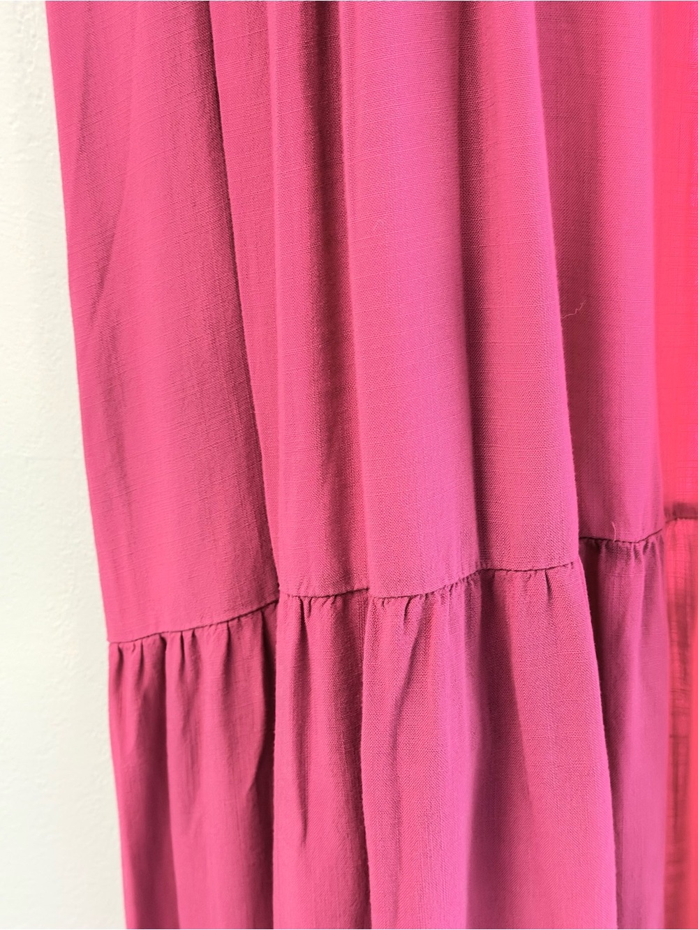 NWT | Ingrid & Isabel Fuchsia Maxi Dress Size Medium - Picture 7 of 8